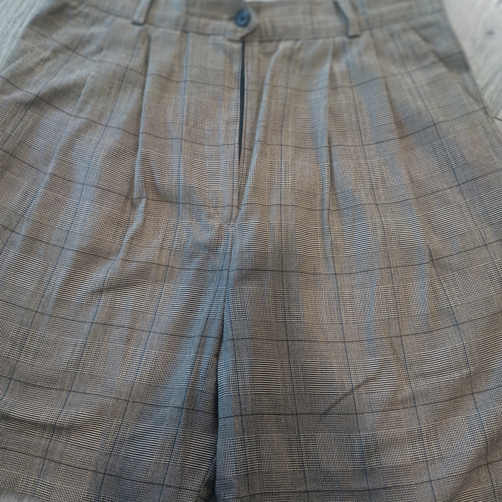 TEHAMA Womens Tan Plaid Flat Front Shorts